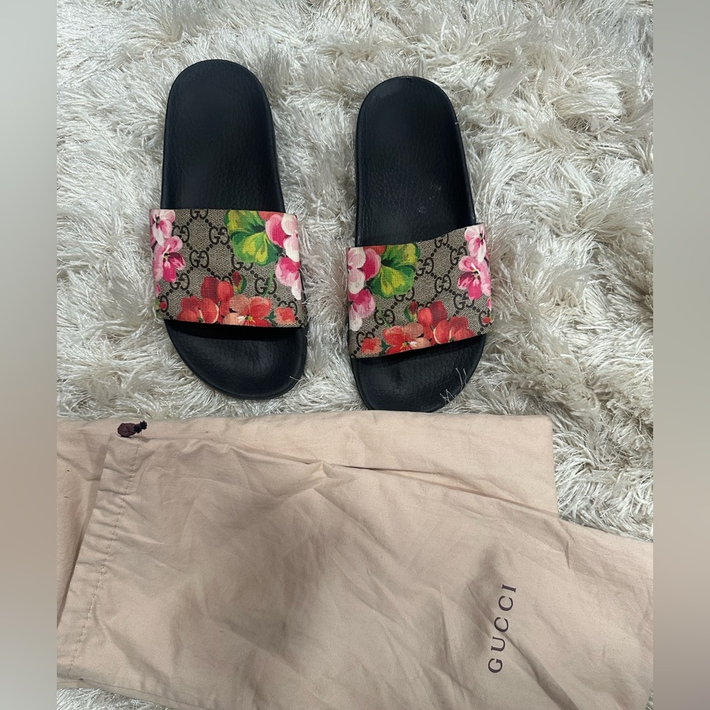 Gucci Floral Slides ***AUTHENTIC***